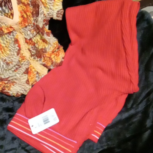 Free People Top & PJ Salvage Lounge Pants (curated) - Picture 3 of 4